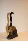 LHE3 - Antique Lion Head Embosser 3